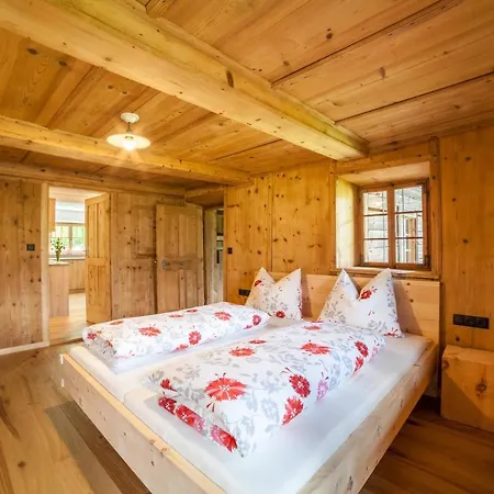 Schnitzers Ferienheisl Chalet San Leonardo in Passiria